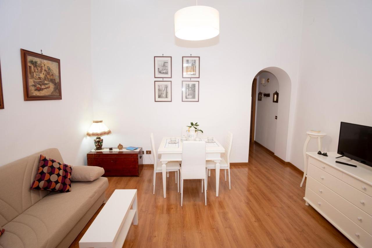 Donna Rosaria House Apartment ซอร์เรนโต ภายนอก รูปภาพ