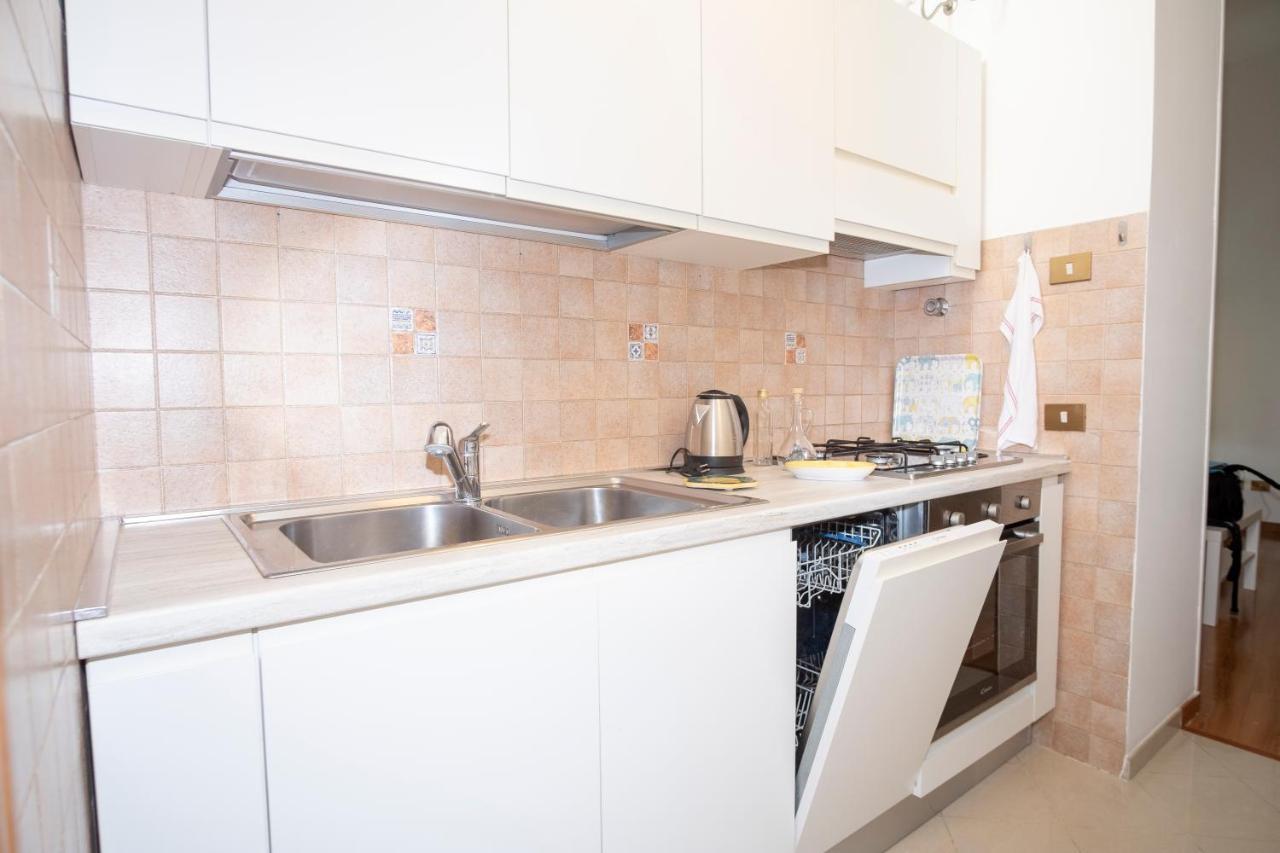 Donna Rosaria House Apartment ซอร์เรนโต ภายนอก รูปภาพ